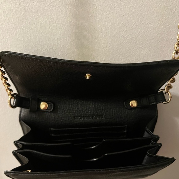 Black and gold Michael Kors purse - Picture 3 of 4